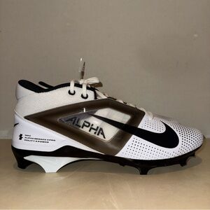 Nike Alpha Menace 4 Pro Football Cleats White Black Size US 16 NWOB FZ7702-105